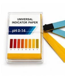 Box of 200 pH indicator paper strips 0–14 with integrated colour scale for rapid determination by colour comparison.