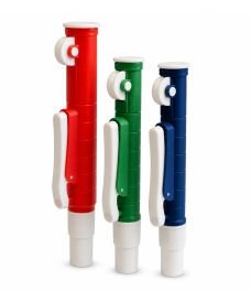 Aspirateurs manuels pour pipettes disponibles en différentes couleurs et capacités, avec conception ergonomique et contrôle préc