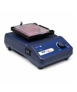 Agitateur pour microplaques RSLAB RS12 avec support pour 1 microplaque et réglage analogique de la vitesse.
