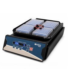 Agitador digital Nahita Blue con 4 microplacas colocadas, sistema de fijación central y movimiento orbital de Ø 3 mm.