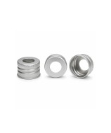 Bouchon en aluminium PP28 avec orifice central pour septum et accès par aiguille hypodermique.